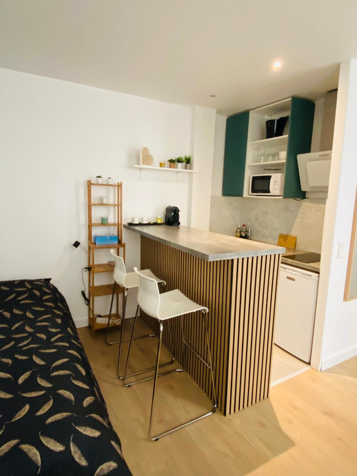Appartement Entier Aux Abbesses - Montmartre - Flat In Montmartre *